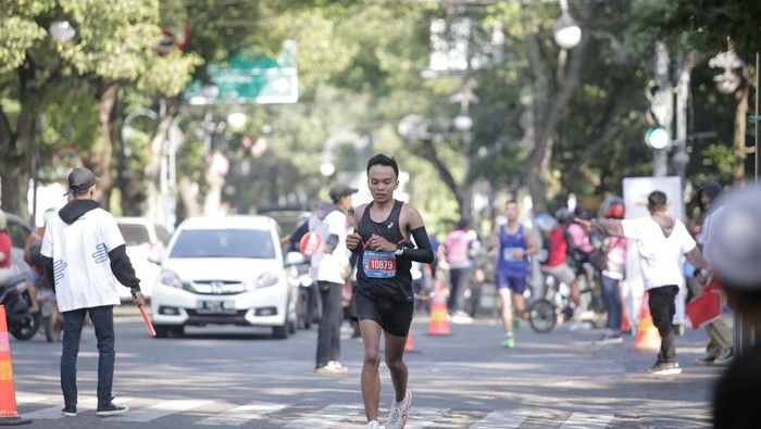 Olahraga lari adalah salah satu cara menjaga tubuh tetap sehat (dok.Asics Indonesia)