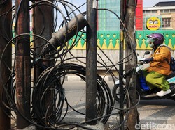 Bahas Kabel Menjuntai, Bali Tower Rapat Bareng Kemenko Polhukam