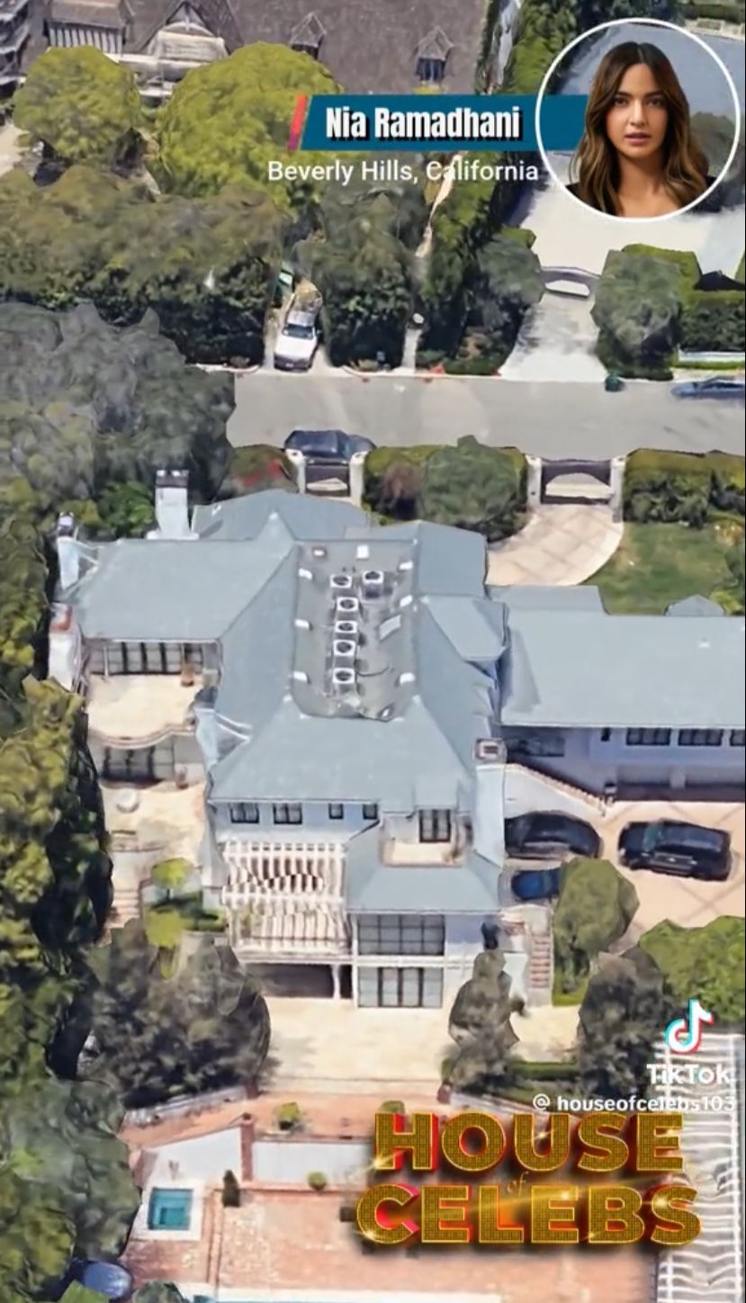 Rumah Nia Ramadhani di Beverly Hills Rumah Nia Ramadhani di Beverly Hills