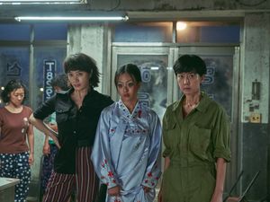 Review Smugglers: Petualangan Para Penyelundup Yang Gila