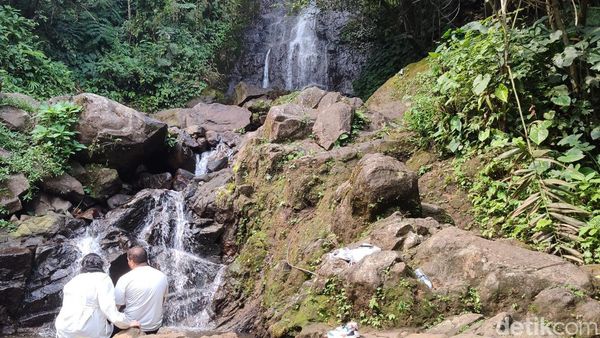 Foto: Curug Cilember, Tempat Main Basah-basahan Dekat Jakarta