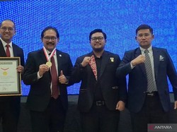 UKI Dapat Rekor MURI, Adakan Orasi Ilmiah 30 Jam Nonstop