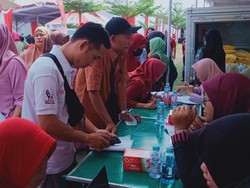 Pelayanan Adminduk di Acara Sambang Warga Bupati Klaten Diserbu Warga