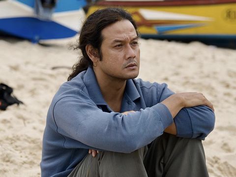 Budi Pekerti ditulis dan disutradarai Wregas Bhanuteja, sutradara Penyalin Cahaya (2021) yang berhasil meraih total 12 Piala Festival Film Indonesia.