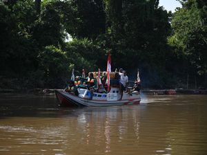 Menelusuri Sungai Batanghari, Membangkitkan Kembali Tradisi Menelusuri Sungai Batanghari, Membangkitkan Kembali Tradisi