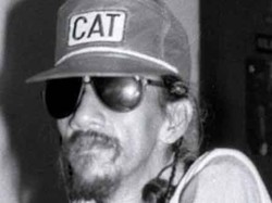 Lirik Lagu Gebyar-Gebyar Ciptaan Musisi Legendaris Gombloh serta Maknanya
