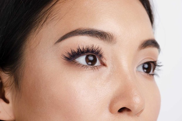 Ilustrasi alis yang rapi/Foto: freepik.com/freepik Ilustrasi alis yang rapi/Foto: freepik.com/freepik