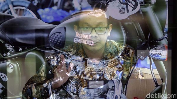 Intip Proses Lelang Royal Enfield Rp 20 Jutaan