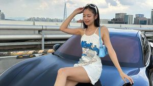 Gaya Jennie BLACKPINK Pamer Porsche Baru