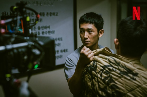 Jung Hae In di D.P 2 / Foto : twitter.com/netflixkcontent Jung Hae In di D.P 2 / Foto : twitter.com/netflixkcontent