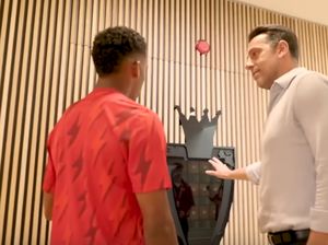 Arsenal dan Trofi Hitam Liga Inggris