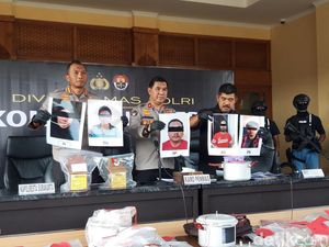 Rekam Jejak Terduga Teroris Boyolali, Ternyata Dilatih Murid Dr Azhari Rekam Jejak Terduga Teroris Boyolali, Ternyata Dilatih Murid Dr Azhari