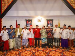 Kunjungi Cak Fauzi, Puluhan Kiai Muda Titipkan Masa Depan Madura