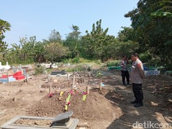 Heboh Makam Wanita di Cirebon Dibongkar, Tali Pocong Hilang