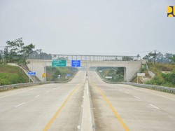 3 Fakta Tol yang Pangkas Waktu Jakarta-Sukabumi Jadi 2,5 Jam