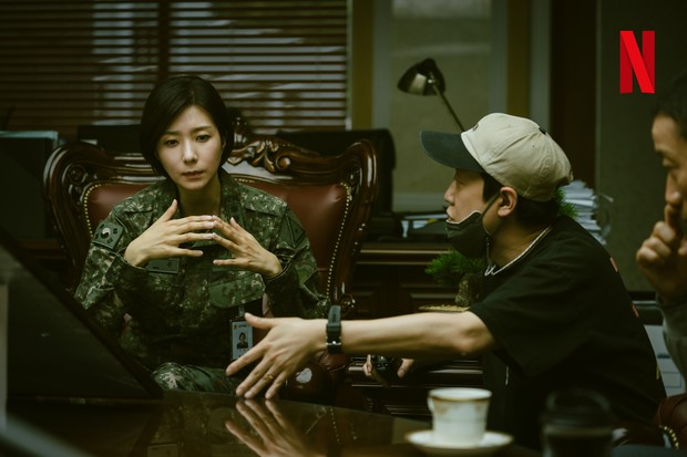 Seo Eun sebagai Kim Ji Hyun di D.P 2 / Foto : twitter.com/netflixkcontent Seo Eun sebagai Kim Ji Hyun di D.P 2 / Foto : twitter.com/netflixkcontent