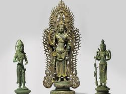 Galeri Nasional Australia Kembalikan Patung Antik Curian