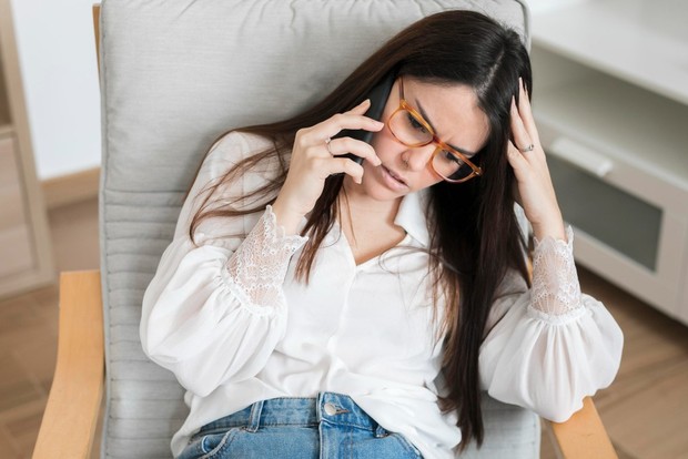 Aquarius terbiasa berpikir secara berlebihan