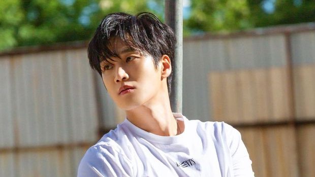 Ahn Bo Hyun, Pacar Jisoo BLACKPINK, Disorot Sixpack Pernah Jadi Kuli Bangunan