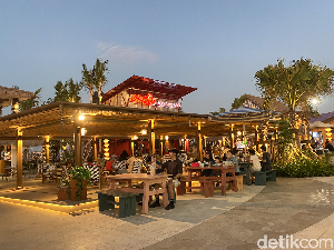 Jajan Seru di Aloha Pasir Putih PIK 2, Habis Berapa Ya? Jajan Seru di Aloha Pasir Putih PIK 2, Habis Berapa Ya?