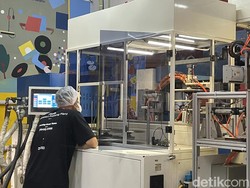 PHR Pressing Dibuka, Bangkitkan Lagi Produksi Piringan Hitam Setelah 50 Tahun Padam