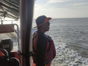 Nelayan Hilang Disambar Petir di Inhil Ditemukan Tewas! Nelayan Hilang Disambar Petir di Inhil Ditemukan Tewas!
