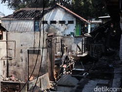 Pemkot Siapkan Pasar Sementara untuk Korban Kebakaran di Sadang Serang