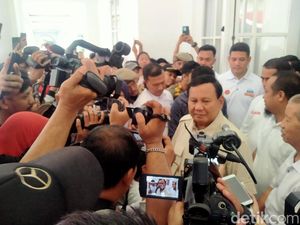 Menhan Prabowo: Saya Gembira Lihat Kerukunan di Sulsel Menhan Prabowo: Saya Gembira Lihat Kerukunan di Sulsel