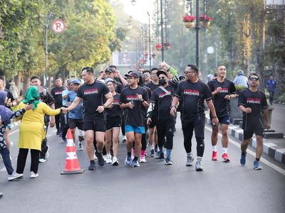 Momen AHY Jogging di Bandung Ajak Anak Muda Hidup Sehat