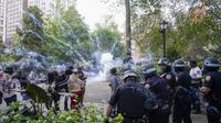 Potret Bagi-bagi PS5 di New York Berujung Ricuh