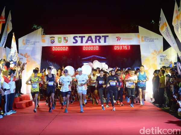 Seru! Gubernur, Kapolda, hingga Atlet Ikuti Riau Bhayangkara Run
