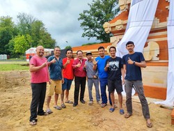 Wagub Cok Ace Promosi Pariwisata ke Polandia, Sambangi PMI Asal Bali