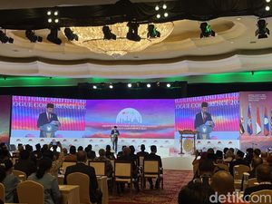Jokowi: 96 Persen Rakyat Indonesia Percaya Agama Penentu Moral Baik Jokowi: 96 Persen Rakyat Indonesia Percaya Agama Penentu Moral Baik