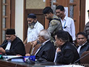 Lukas Enembe Ngaku Mau Minum Obat di Rutan KPK: Saya Tak Pernah Tolak Lukas Enembe Ngaku Mau Minum Obat di Rutan KPK: Saya Tak Pernah Tolak