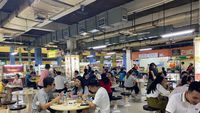 Serasa di Singapura! Cicip Susu Kedelai hingga Cakwe di Pasar PIK