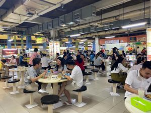 Serasa di Singapura! Cicip Susu Kedelai hingga Cakwe di Pasar PIK