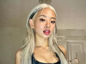 7 Foto Model yang Beradegan Mesra dengan Zayn Malik, Dulu Fans Fanatik 7 Foto Model yang Beradegan Mesra dengan Zayn Malik, Dulu Fans Fanatik