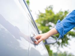 Beli Mobil Ternyata Masih Cicilan Leasing, Apakah Saya Dipidana?