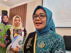 153 Kelurahan Surabaya Punya Sekolah Orang Tua Hebat Demi Zero Stunting