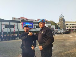 Panglima TNI Terima Brevet Kehormatan Setia Waspada dari Paspampres