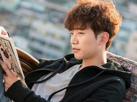 Lee Jun Ho di Rain or Shine