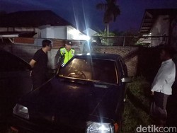 Mobil Misterius 3 Pekan Parkir di Balai Desa Aceh Besar, Polisi Cari Pemilik
