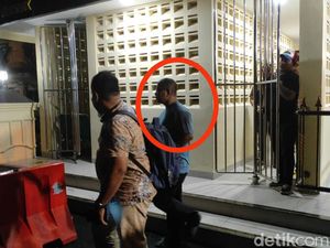 Usai Puluhan TNI Datangi Polrestabes Medan, ARH Tersangka Kasus Tanah Bebas Usai Puluhan TNI Datangi Polrestabes Medan, ARH Tersangka Kasus Tanah Bebas