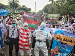 Ada Demo Nakes, Lalin Depan DPR Padat