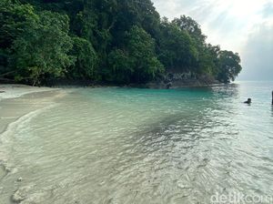 Namanya Teluk Hantu, Lokasinya di Lampung, tapi Sama Sekali Tidak Seram