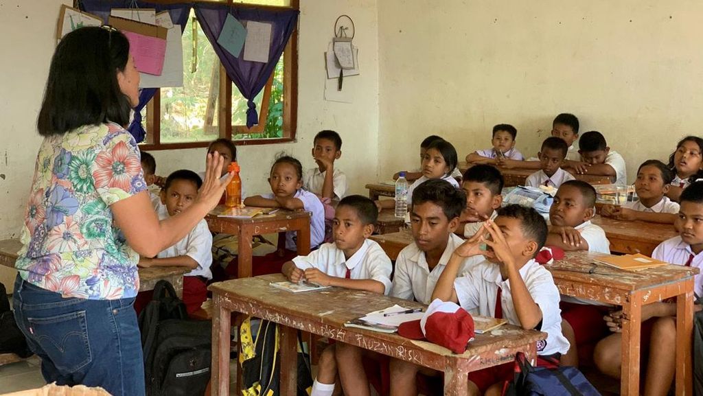 Perkuat Jiwa Muda dengan Mengajar Perkuat Jiwa Muda dengan Mengajar