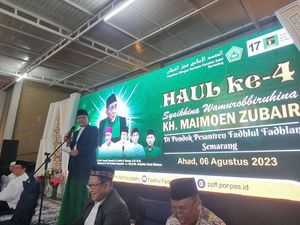 Mardiono: PPP Selalu Meneladani Politik yang Diajarkan Mbah Moen Mardiono: PPP Selalu Meneladani Politik yang Diajarkan Mbah Moen