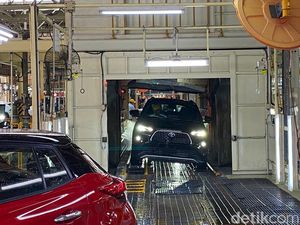 Toyota Kaji Yaris Cross Buatan Karawang Diekspor ke Australia Toyota Kaji Yaris Cross Buatan Karawang Diekspor ke Australia