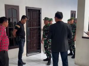 TNI Jamin Mayor Dedi dan Prajurit ke Polrestabes Medan Kena Hukuman Disiplin TNI Jamin Mayor Dedi dan Prajurit ke Polrestabes Medan Kena Hukuman Disiplin