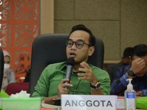 Anggota DPR Puji Operasi Escobar: Arahan Jokowi Tegas, Kapolri Cerdas Anggota DPR Puji Operasi Escobar: Arahan Jokowi Tegas, Kapolri Cerdas